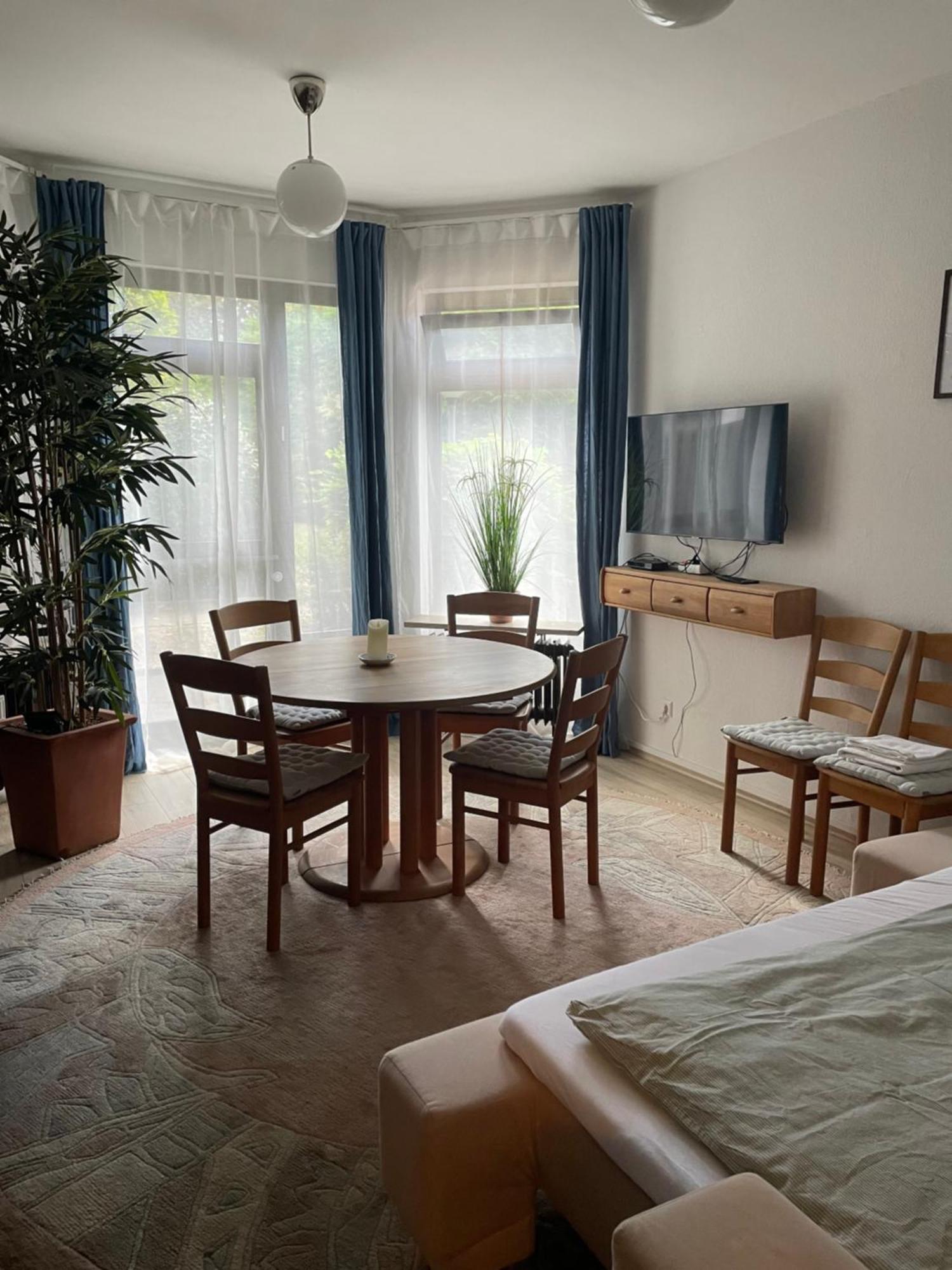 Ferienwohnung Bernstein Stuttgart Exterior foto